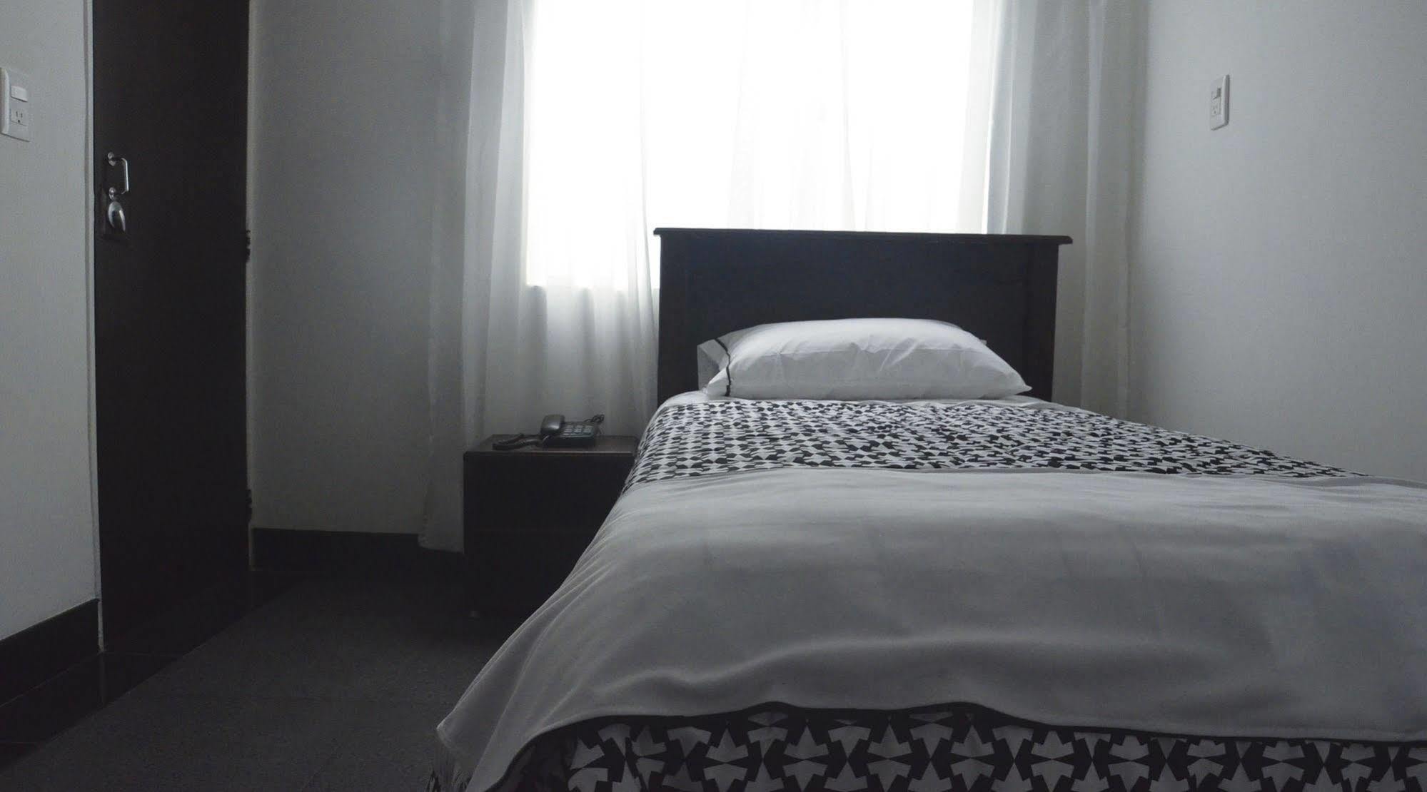 Hotel Rivera Deluxe Bogotá Esterno foto